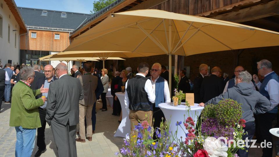 Zahlreiche geladene Gäste waren zum Festakt mit Ministerpräsident Markus Söder gekommen. Bild: jr