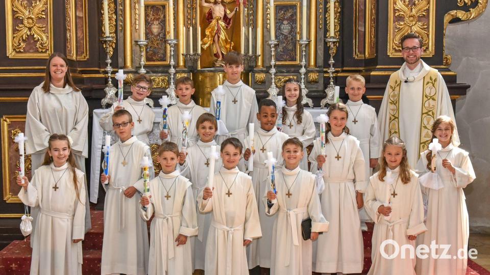 Diese Gruppe feierte im ersten von zwei Gottesdiensten in St. Marien ihre Erstkommunion. Bild: Siegfried Niebler/exb