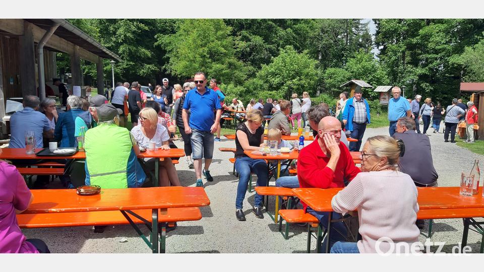 1500 Gäste: Den ganzen Tag über herrschte ein Kommen und Gehen. Bild: gis