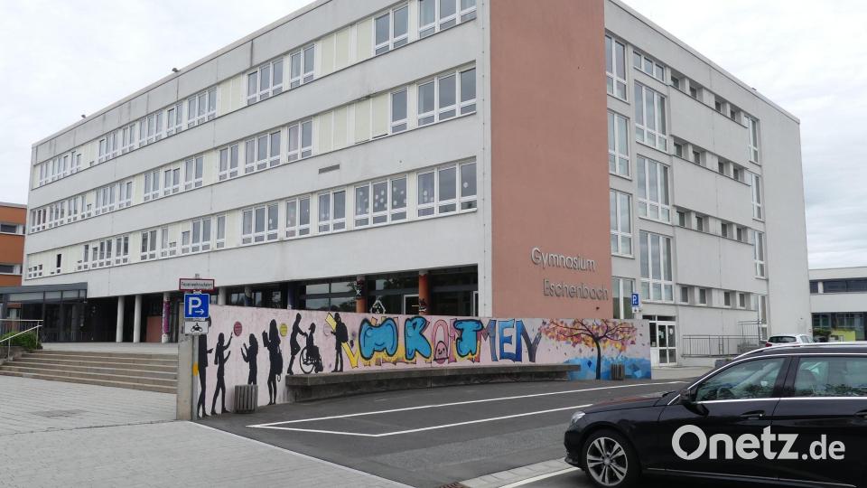 Das Gymnasium Eschenbach rechnet mit 110 Neuanmeldungen für das kommende Schuljahr. Bild: rn