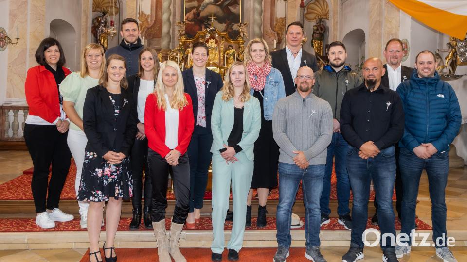 15 Jubilare feierten Silberne Kommunion (25 Jahre). Bild: Fotostudio Hummer