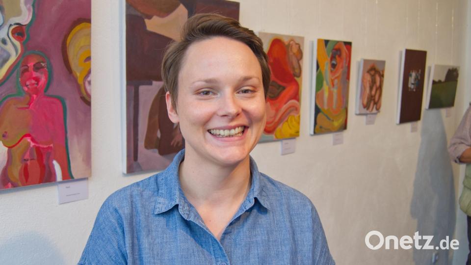 Stephanie Heike zeigt eine Auswahl ihrer Werke in der Galerie der Gruppe 81 in Sulzbach-Rosenberg. Bild: Michael Prechtl/exb
