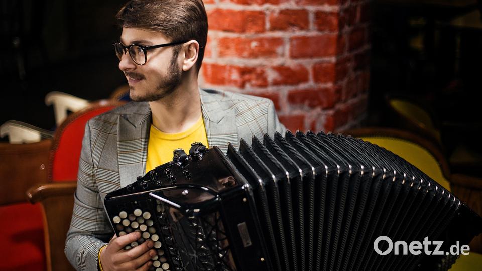 Akkordeonist Maciej Frąckiewicz. Bild: Anita Wąsik-Płocińska