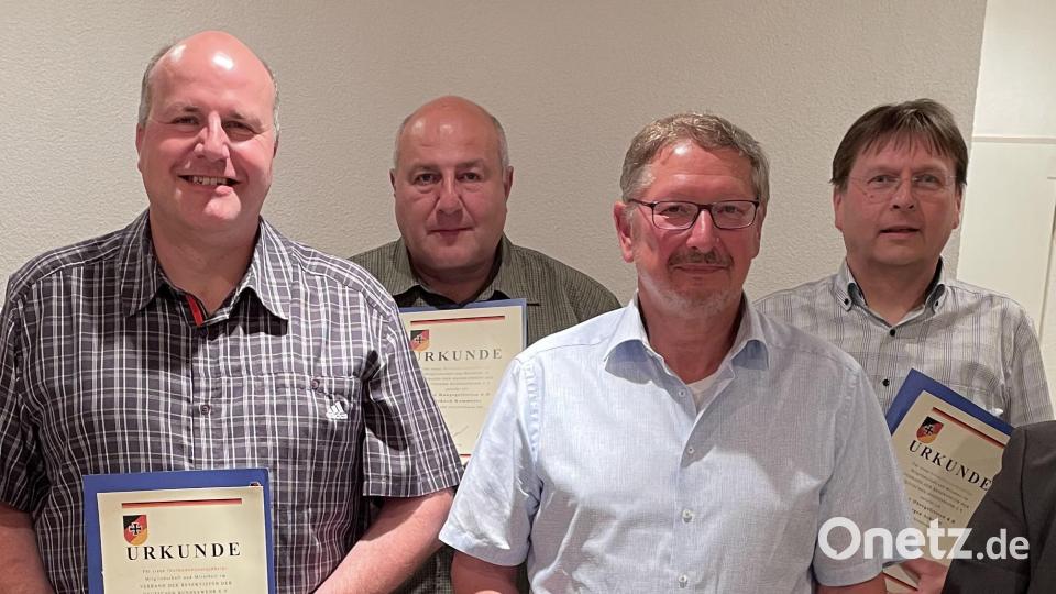 Der Reservistenverband ehrt treue Mitglieder. Bild: Reservistenkameradschaft/exb