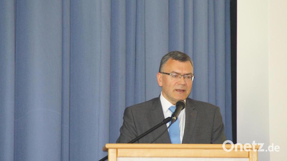 "Die Herausforderungen durch den nicht zu rechtfertigenden Aggressionsakt von Putin sind mit den logischen Konsequenzen nicht leicht zu bekämpfen". (Florian Herrmann, Leiter der Bayerischen Staatskanzlei ) Bild: wel