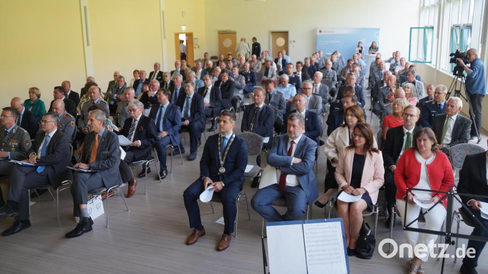 Zahlreiche Gäste, darunter Bundestagsabgeordnete und Mitglieder des Landtags, kamen zum Jahresempfangs des Bundeswehrverbandes nach Oberviechtach. Bild: wel