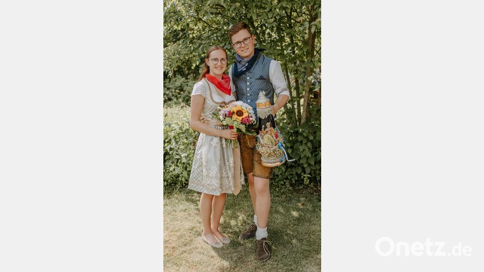 Sophia Nübler und Ralf Wiesmeth heißt das neue Krickelsdorfer Oberkirwapaar. Bild: u