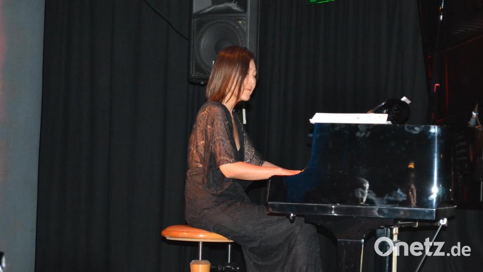Die gebürtige Südkoreanerin, die in Baden-Württemberg lebt, präsentierte im Jazz-Zirkel ihre Eigenkompositionen. Bild: kki