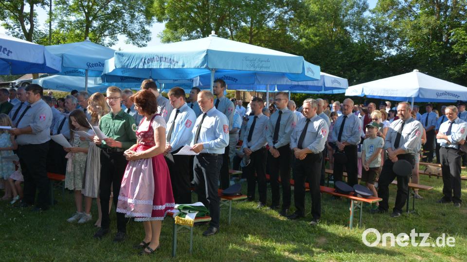 Viele Gläubige aus der Region waren zum Festgottesdienst gekommen. Bild: jr