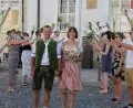 Pfarrer Klaus Weber und Pater Antony segneten den neuen Schießstand der Wildenauer Schützen. Bild: flt