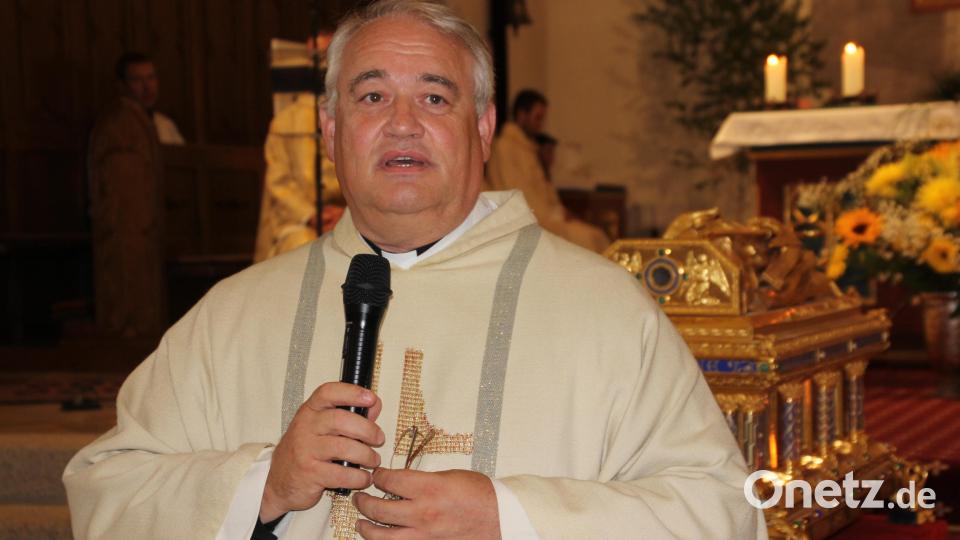 &quot;Ich wünsche unserer geliebten Kirche ein offenes und weites Herz, damit es wieder eine begeisterte Kirche werde.&quot; (Monsignore Thomas Schmid bei seiner Predigt am Kapiteltag ) Bild: kro