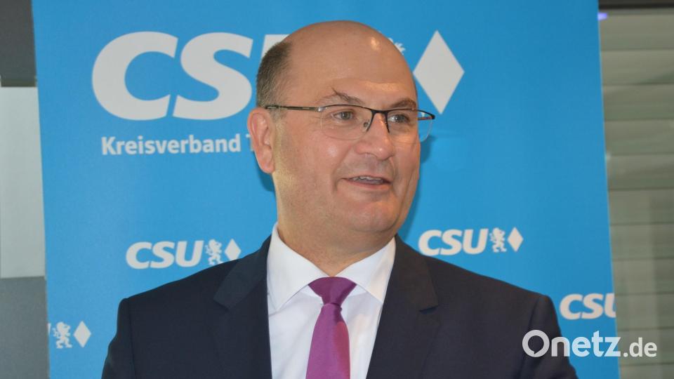 „Hätten wir nur in der gesamten Oberpfalz diese Ergebnisse, dann bräuchten wir uns keine Sorgen zu machen.“  (CSU-Bezirksvorsitzender Albert Füracker) Bild: jr