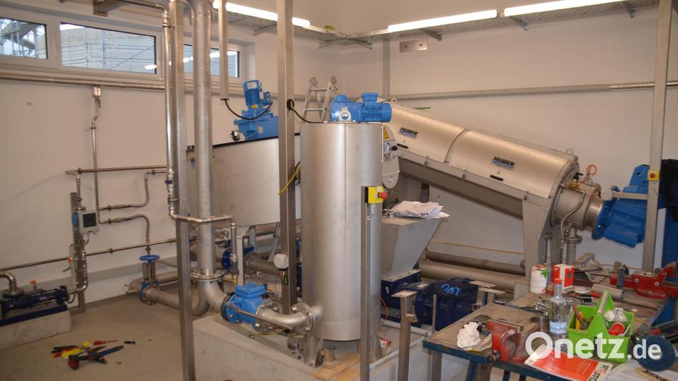 Endstation für den Klärschlamm ist Entwässerung und Austrag für die spätere thermische Behandlung/Verbrennung. Bild: ak