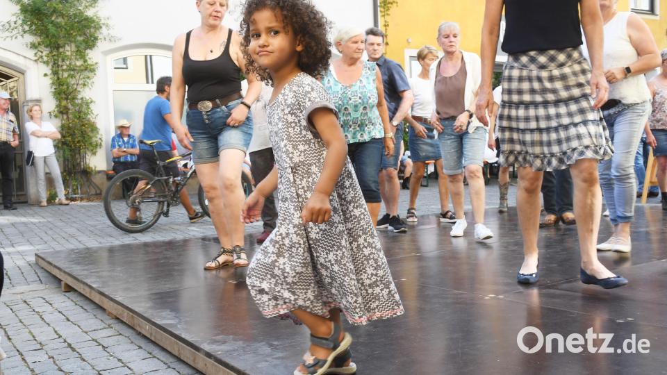 Endlich wieder Musik und Party: Das Bürgerfest in Weiden 2022. Bild: Gabi Schönberger