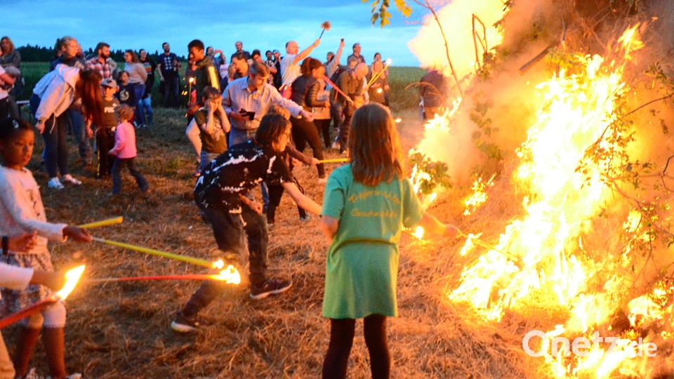 Johannisfeuer der KAB Weiden-Ost. Bild: Kunz
