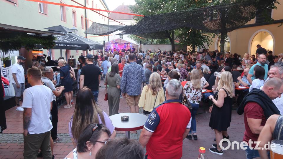 &quot;Warm up&quot;-Party mit &quot;Soul Station No. 10&quot;. Bild: Kunz