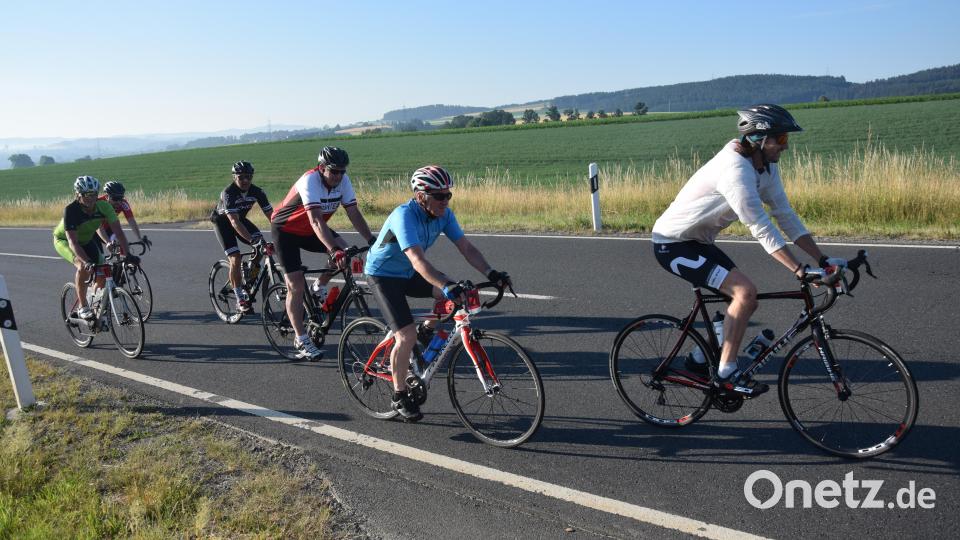 Den 600Radlern, die bei der Panormatour mitgekurbelt sind, machte es Spaß Bild: fz