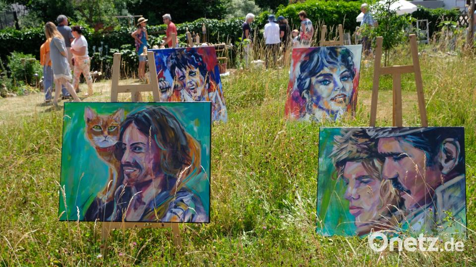 Ein besonderer Hingucker: Die Bilderausstellung von Kunstschaffenden. Bild: do