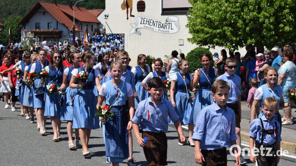 Viele Kinder und Jugendliche finden wieder den Weg zur Feuerwehr. Bild: bnr