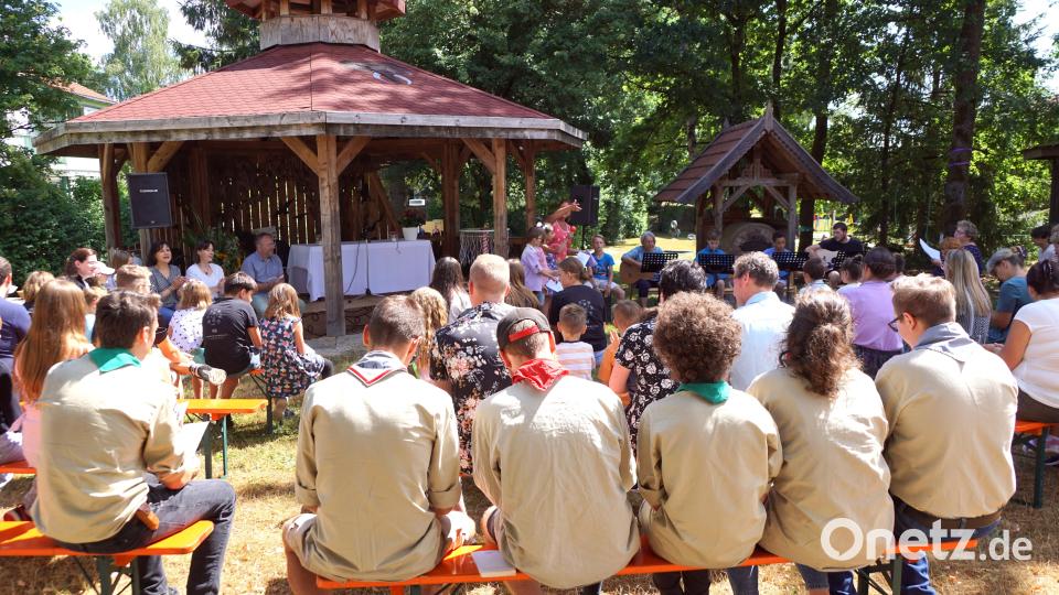 Familiengottesdienst mit vielen Besuchern. Bild: bkr