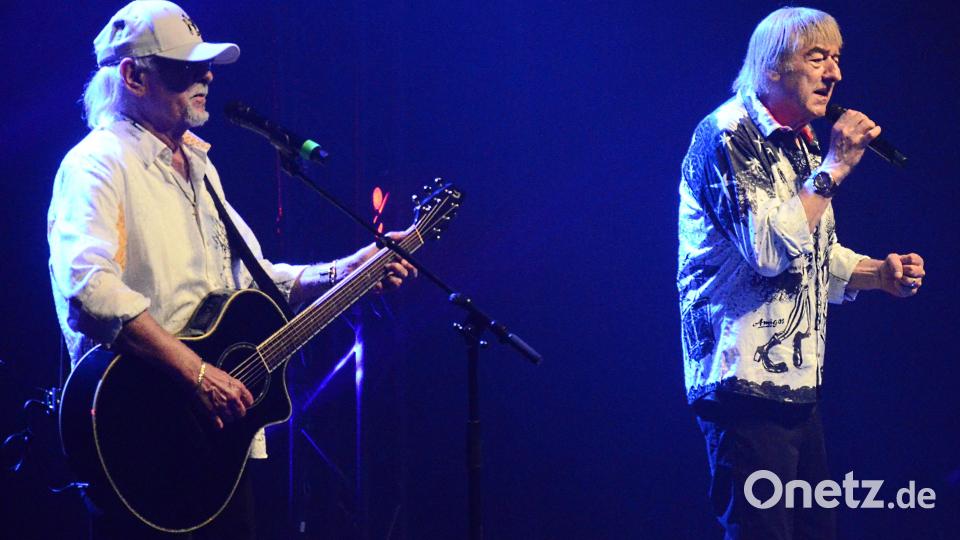Die Amigos begeistern am Sonntagnachmittag in der Max-Reger-Halle knapp 900 Fans. Bild: Kunz