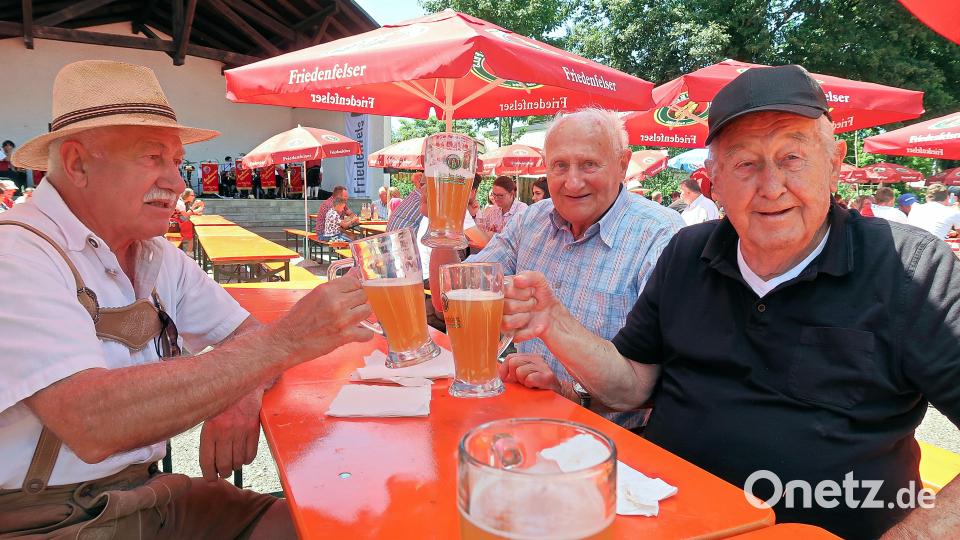 Beim Friedenfelser Bürgerfest freuten sich alle Altersgruppen. Bild: bsc