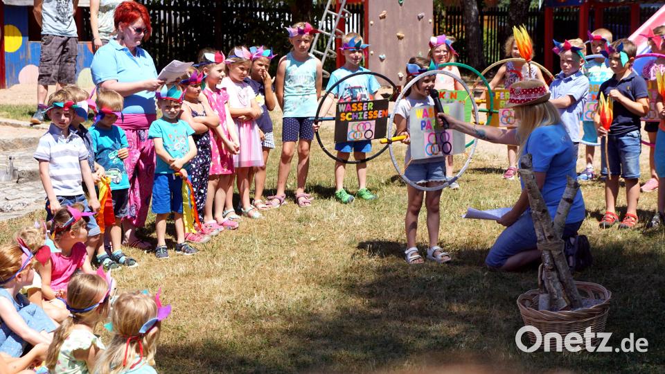 Sieben Disziplinen stellen die Kinder für die unterhaltsame und spannende Familienolympiade vor. Bild: bkr