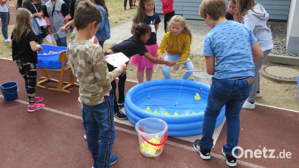 Beim Spieleparcuor konnten die kInder Punkte sammeln. Bild: adj