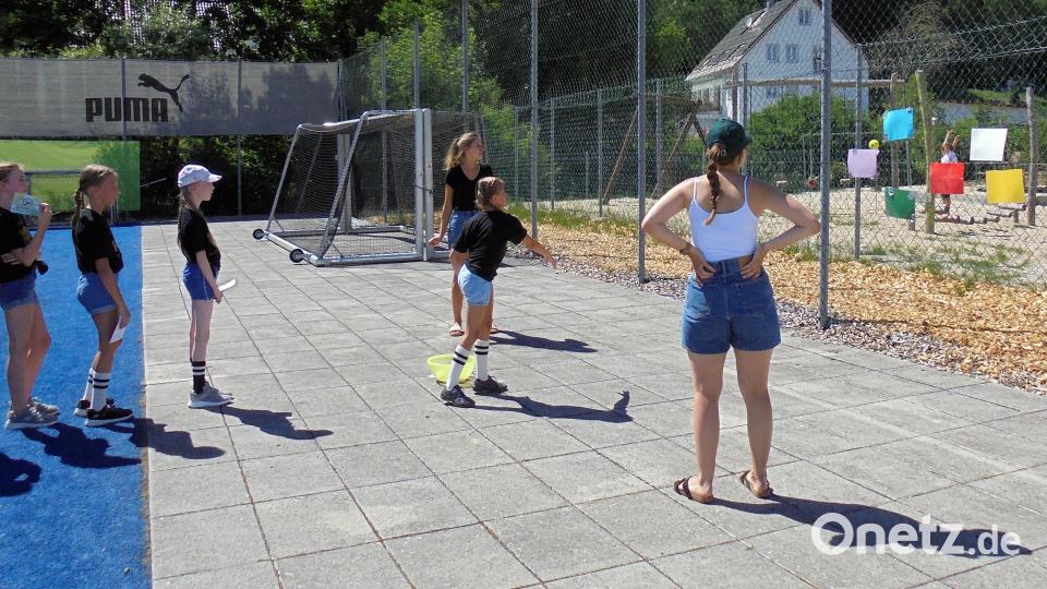 Ich kann zielen - die Kinderolympoiade machte Spaß. Bild: Peter Gattaut