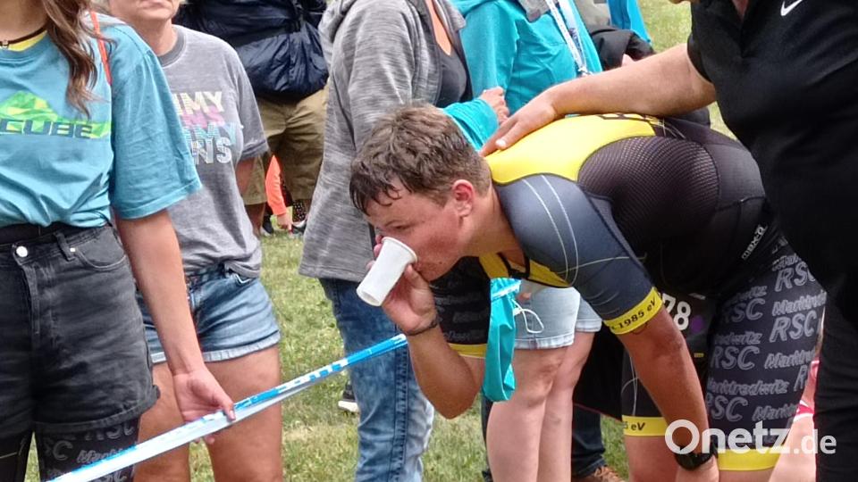 Organisator Olaf Korf freut sich über das Ergebnis seines Sohnes Justus, der für der RSC Marktredwitz an den Start ging. Bild: fpoz