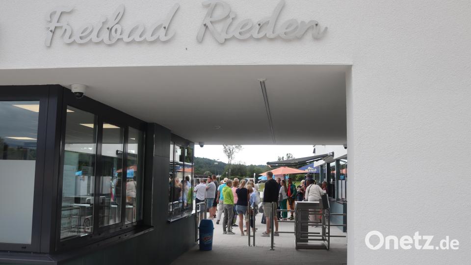 Das Riedener Freibad hat nach seiner Sanierung wieder geöffnet. Bild: mrr