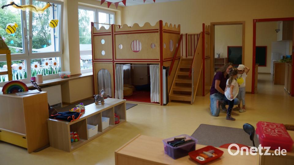Helle, lichtdurchflutete Räume kennzeichnen den Kindergarten und ermöglichen pädagogische Arbeit in guter Atmosphäre Bild: wel
