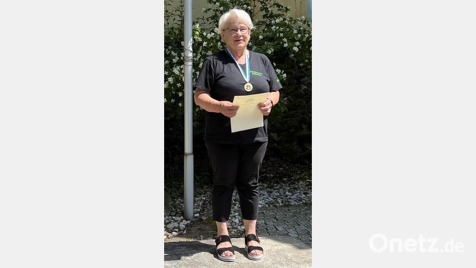 Bayrische Meisterschaften des OSB 2022
Veronika Traßl wurde bayerische Meisterin im Auflagenschießen. 1.Platz: Veronika Traßl, Klasse Luftgewehr Senioren IV weiblich, 303 Ringe. Bild: rpp