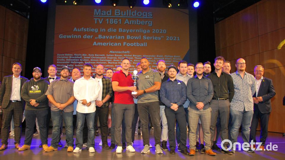 Die Footballer der Mad Bulldogs sind ebenfalls aufgestiegen. Bild: gsp