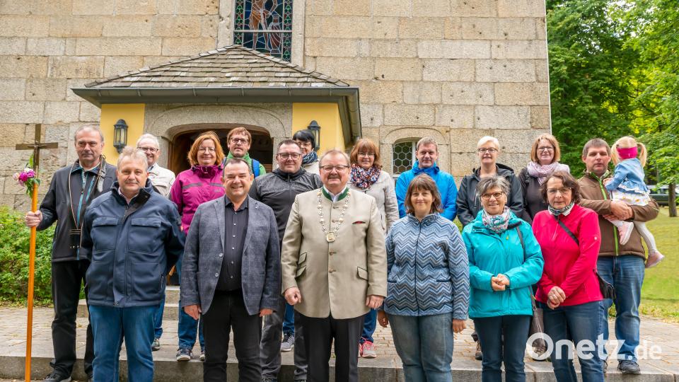 Bereits zum 25. Mal machten sich am Sonntag früh 16 Wallfahrer aus der Pfarrgemeinde Hohenthan auf den Weg zum gegeißelten Heiland von der Wies. Bild: wmr