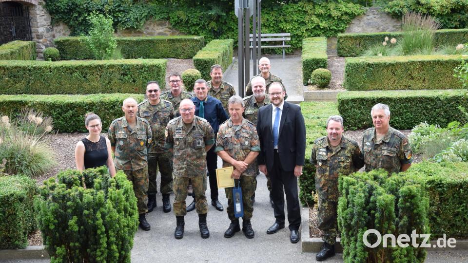 Kameraden des KVK werden verabschiedet. Bild: Claudia Prößl/exb