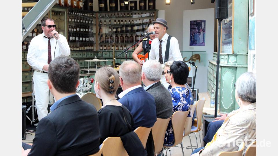 Volker und die Folgsamen mitten in der Neuen Deutschen Welle. Bild: Dagmar Williamson