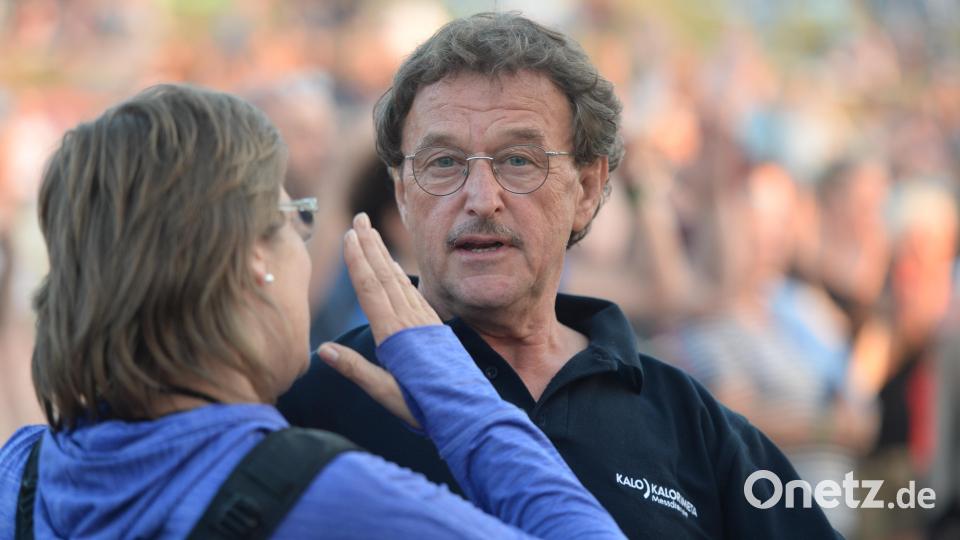 Beste Stimmung beim Open-Air &quot;Der Berg ruft 2.0&quot; auf der Schmie-Alm in Freudenberg. Bild: Andreas Brückmann