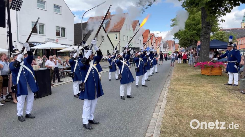 Anschießen des Bürgerfests. Bild: Gustl Beer