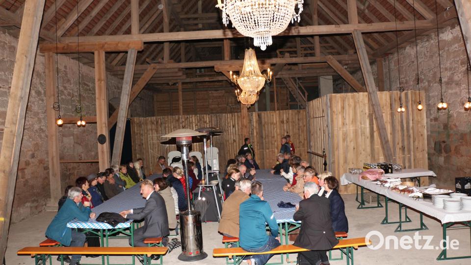 Bei schlechtem Wetter kann bei den Konzerten in die Schloßscheune ausgewichen werden. Archivbild: rpp
