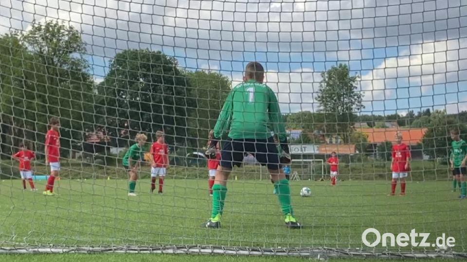 Fußballspielen gehört natürlich auch zum Zeltlager. Bild: hme