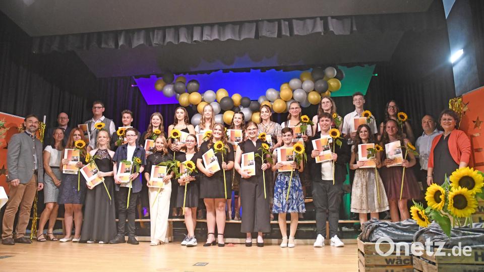 Abschlussfeier der Lobkowitz Realschule in Neustadt/WN Bild: Gabi Schönberger
