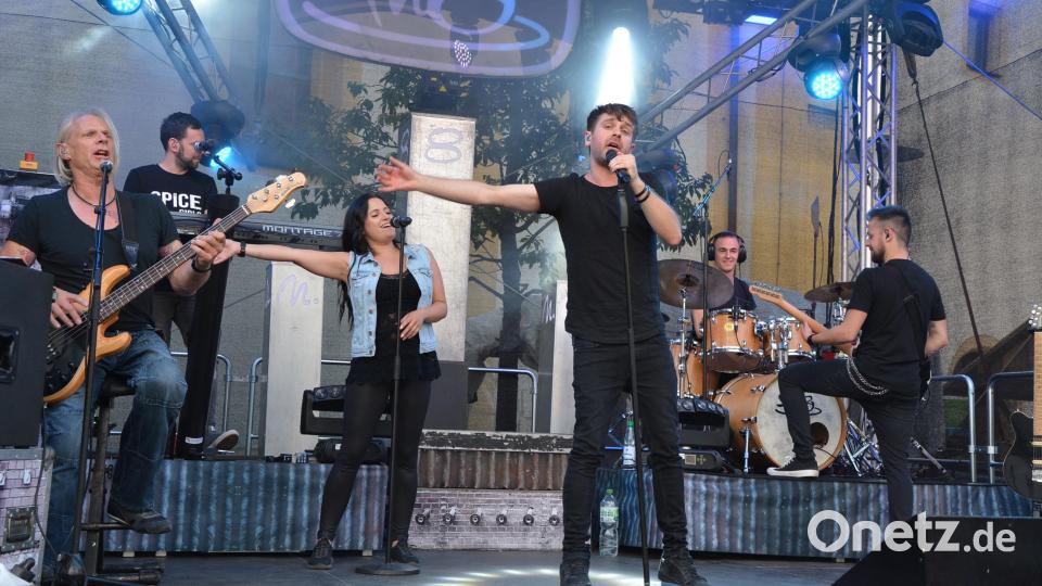 „Pop nach 8“ spielte am Samstagabend. Bild: jr