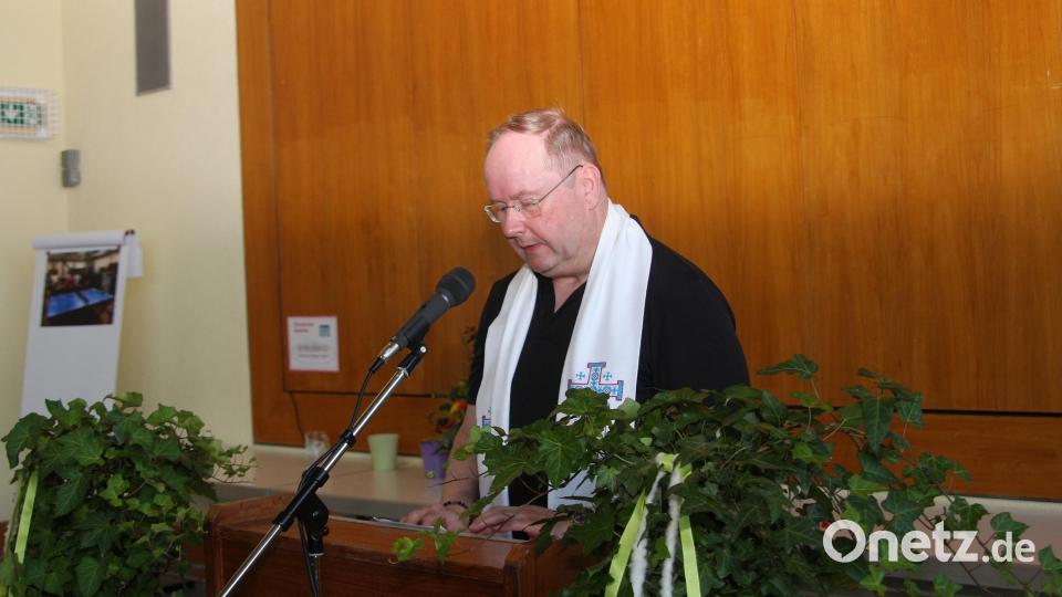 Den Segen Gottes spendete Pfarrer Markus Nees. Bild: wro