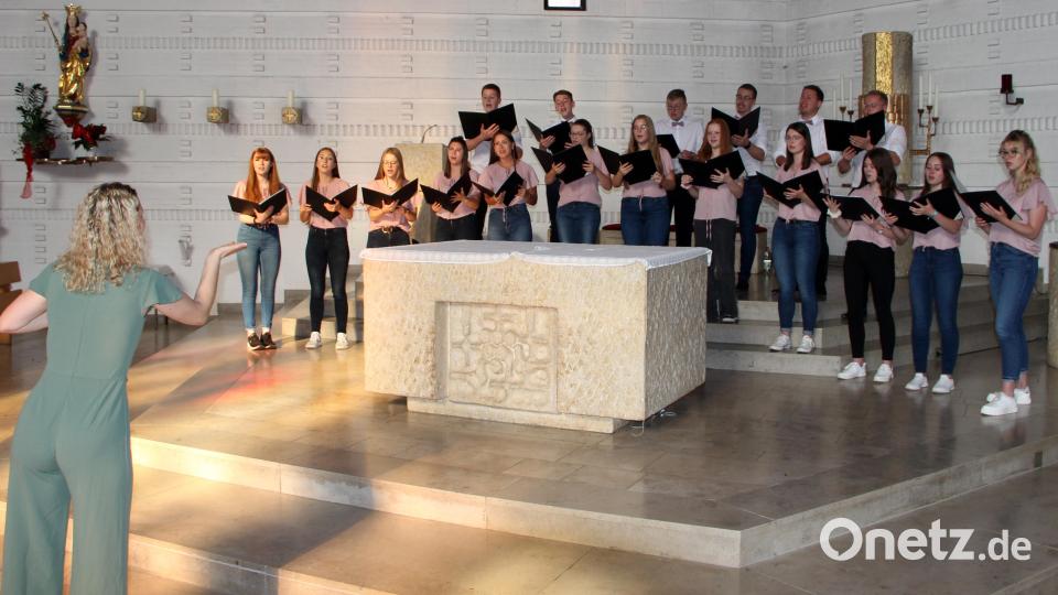 Der junge A-cappella-Chor singt mit Leidenschaft und Spaß an der Musik Lieder unterschiedlichster Genres und Epochen. Bild: lep