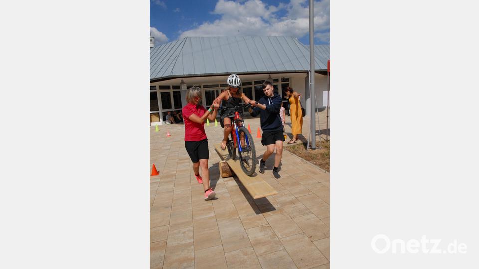 Action war angesagt beim Parcours der SAG Mountainbike Bild: pop