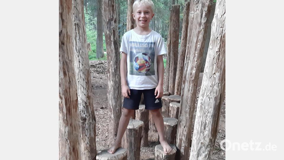 Ein bisschen sportlich sollte man für den Barfußpfad schon sein. Bild: gis