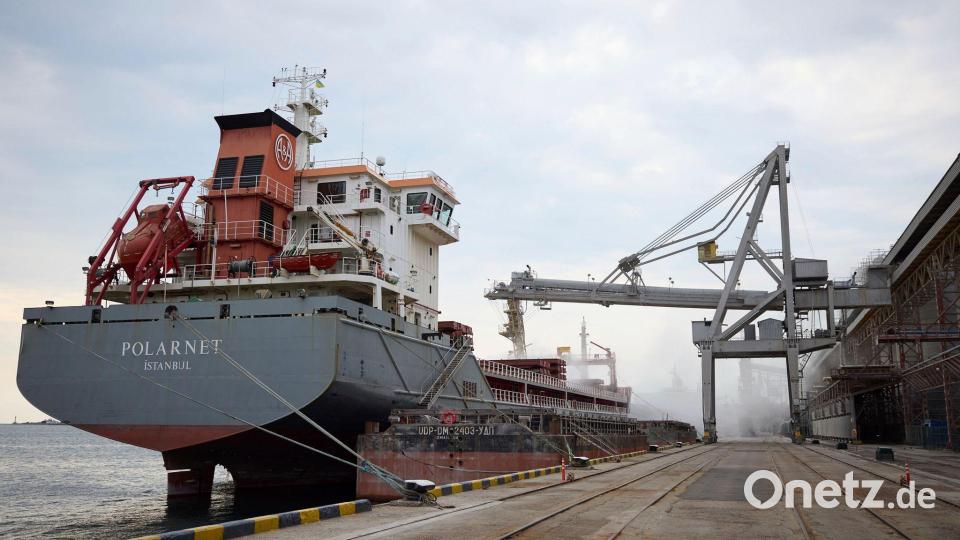 Kiew und Moskau hatten unter Vermittlung der UN und der Türkei ein Getreideabkommen unterzeichnet, um von drei Häfen Ausfuhren aus der Ukraine zu ermöglichen. Bild: -/Ukrainian Presidential Press Office/AP/dpa