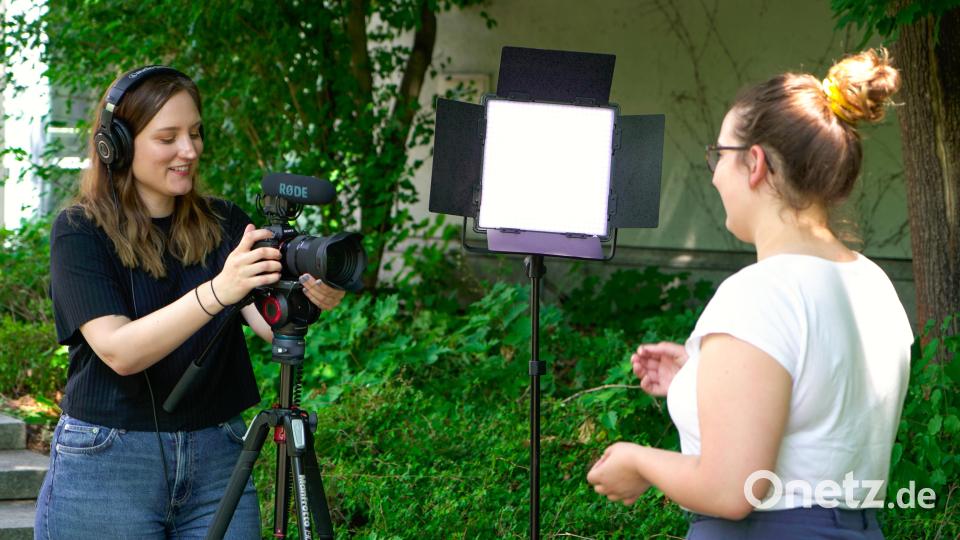 Mediengestalter Bild und Ton (m/w/d) erstellen Videos und Grafiken für unsere Tageszeitungstitel, Onetz.de und unsere Social-Media-Kanäle. Bild: Marco Meier