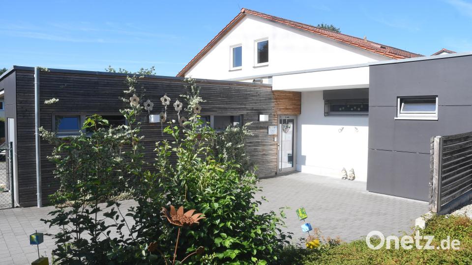 Der Kindergarten St. Martin in Neustadt soll saniert werden. Die Stadt unterstützt die Planungen, in diesem Zug auch eine dringend notwendige weitere Krippengruppe einzurichten. Bild: Gabi Schönberger